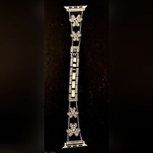 Elegant Silver Floral Bracelet